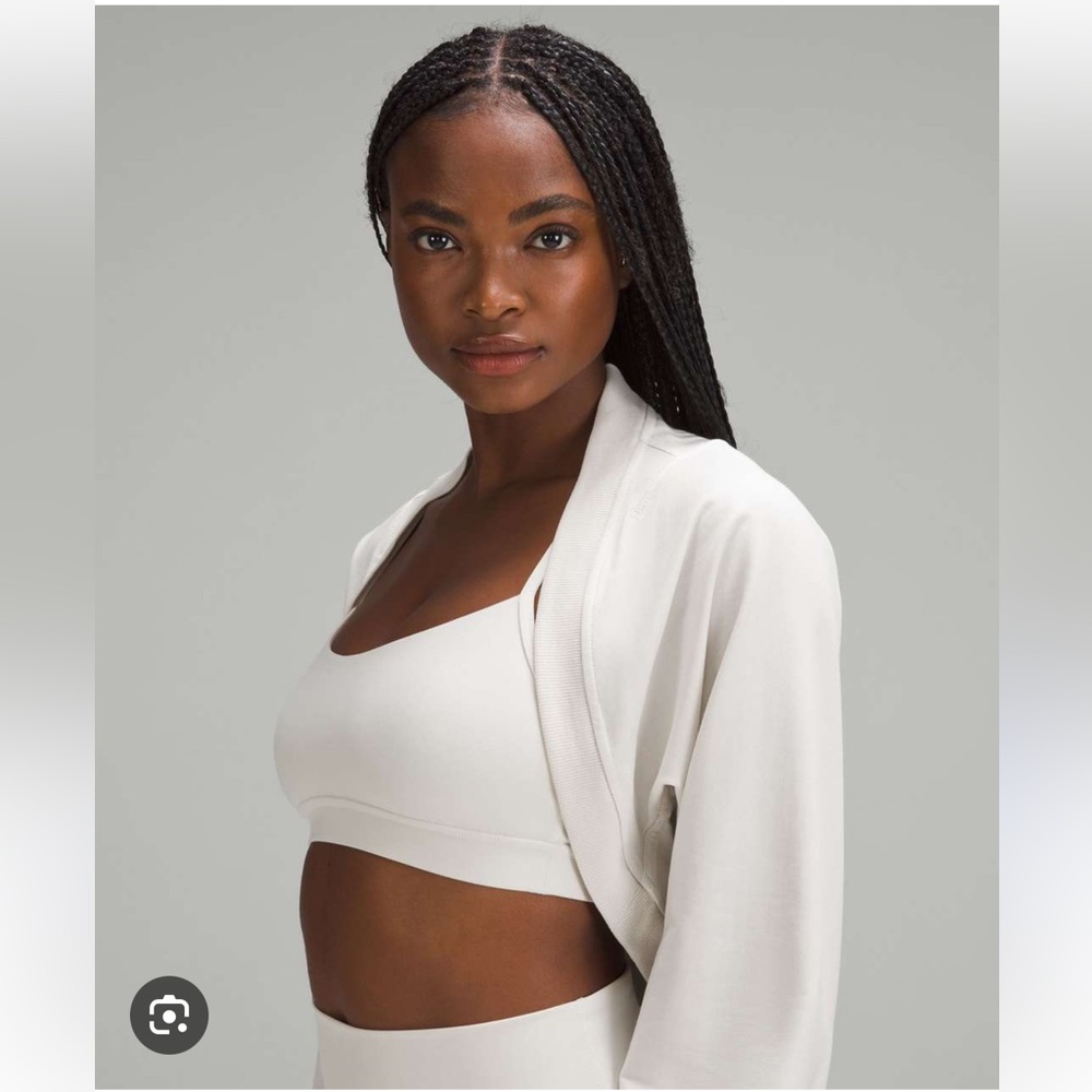 Lululemon shrug size XS/S